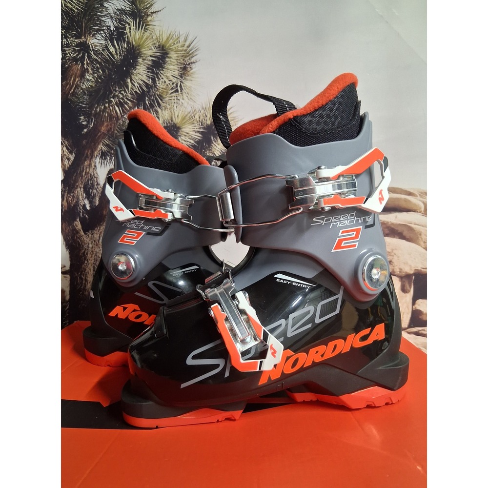 Nordica Speedmachine J 2 Kids Ski Boots Black Anthracite Red 17.5 215mm